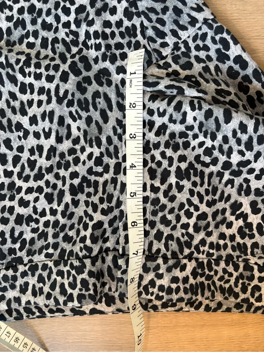 WHBM Leopard Print Slim Ankle Pant - size 8 - Picture 8 of 9